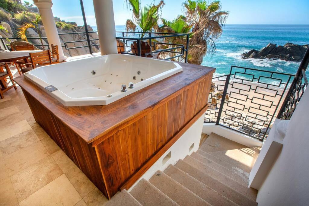 Beach Front Casa Bruma, Jacuzzi W Massage. * Cabo San Lucas