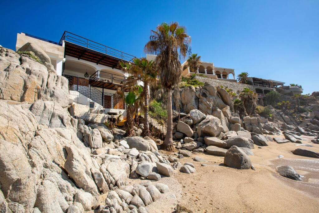 Holiday home Beach Front Casa Bruma, Jacuzzi W Massage. Cabo San Lucas